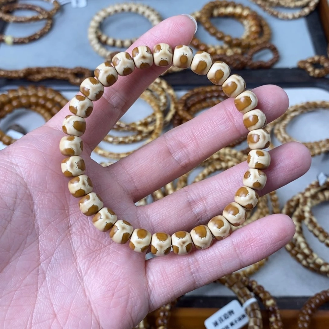 手串紫金鼠陈**?熊猫实心三叶草老型8