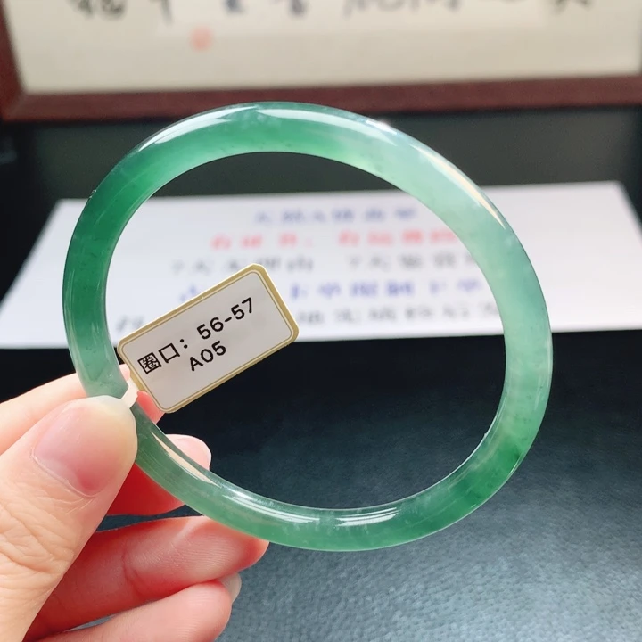 翡翠未镶嵌手镯翡翠手镯57