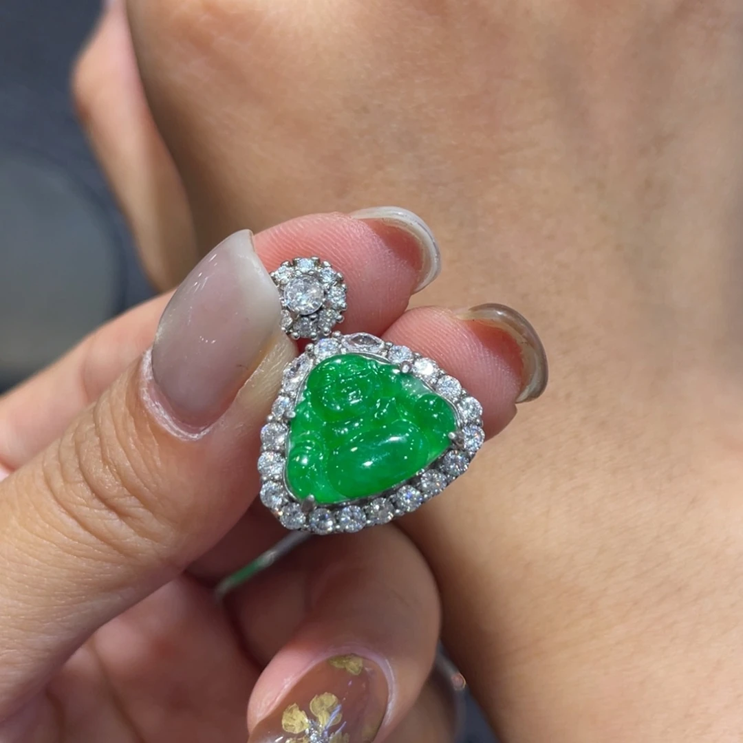 颈饰银S925镶嵌翡翠吊坠