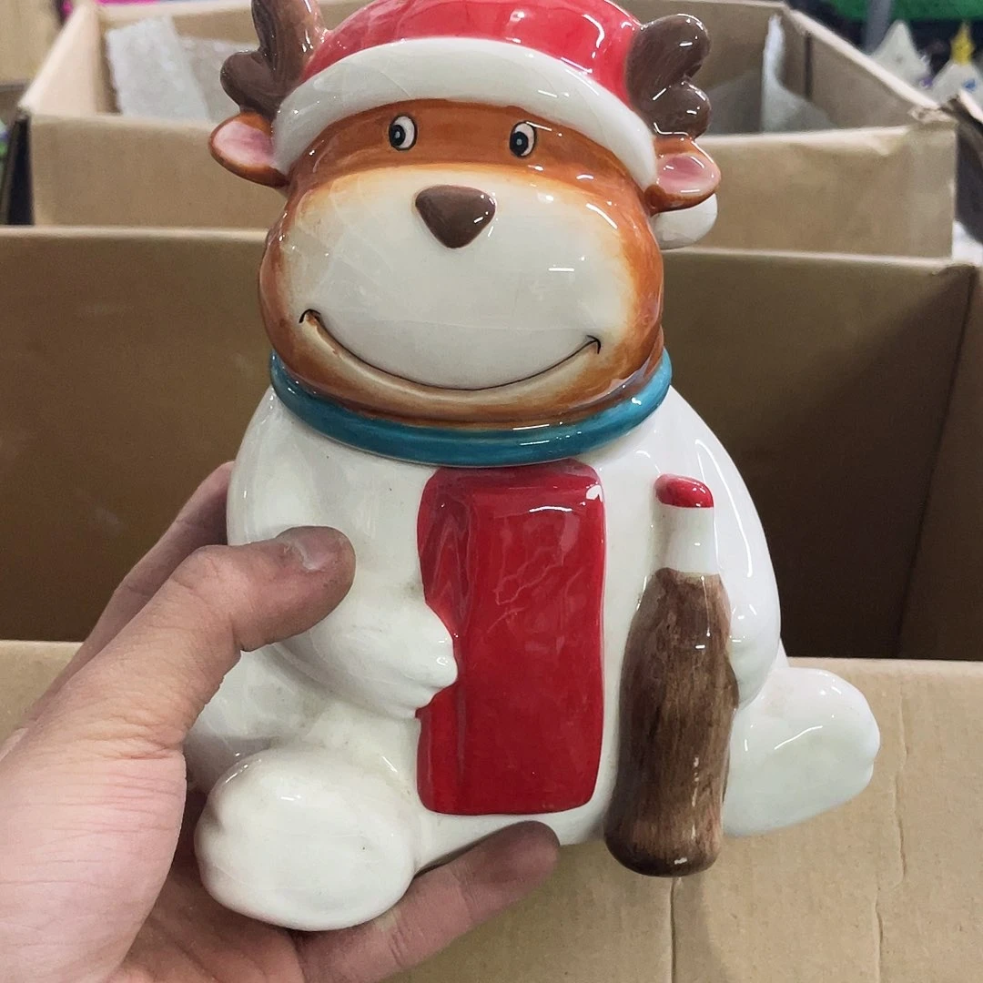 摆件   磕碰。封釉。