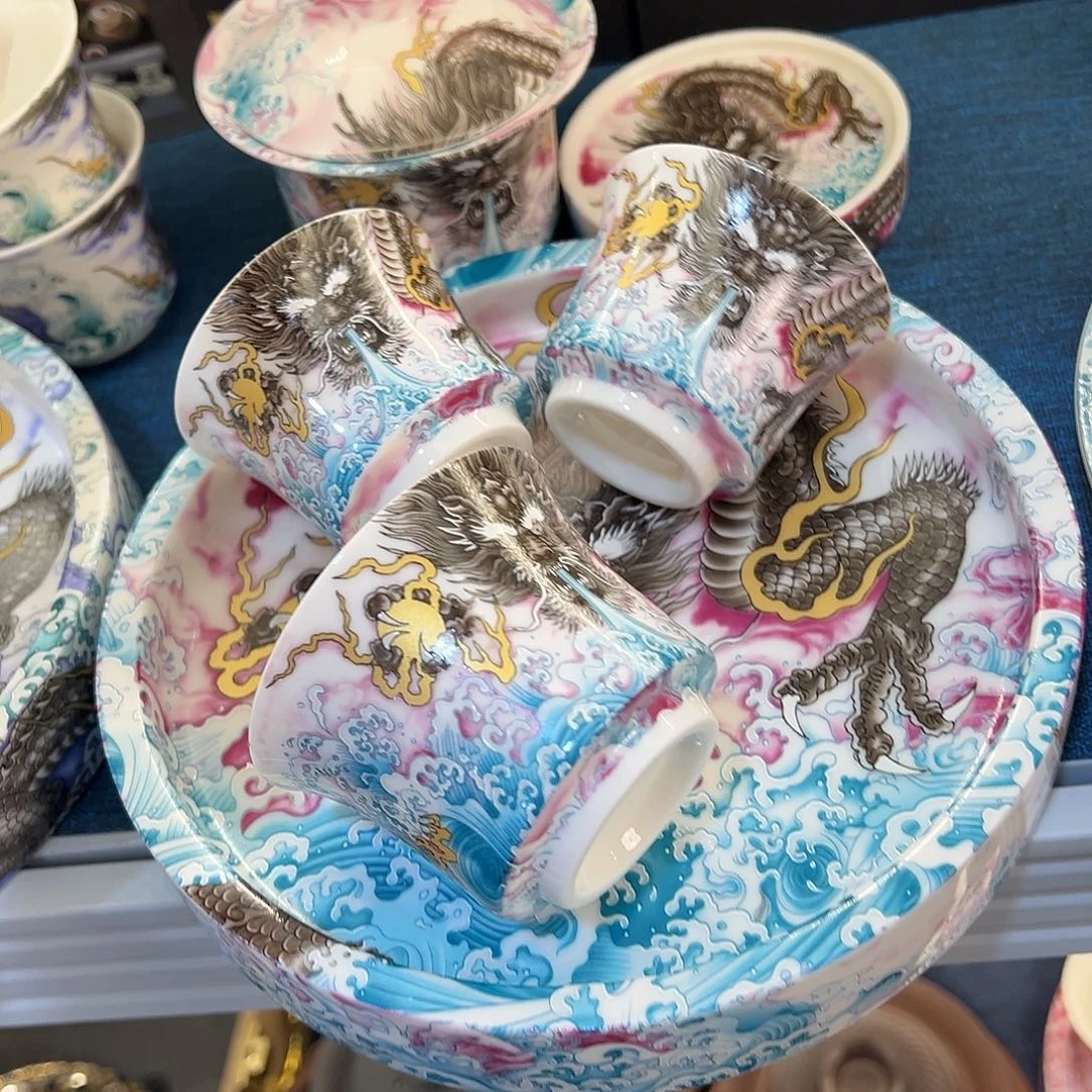 盖碗很漂亮很漂亮