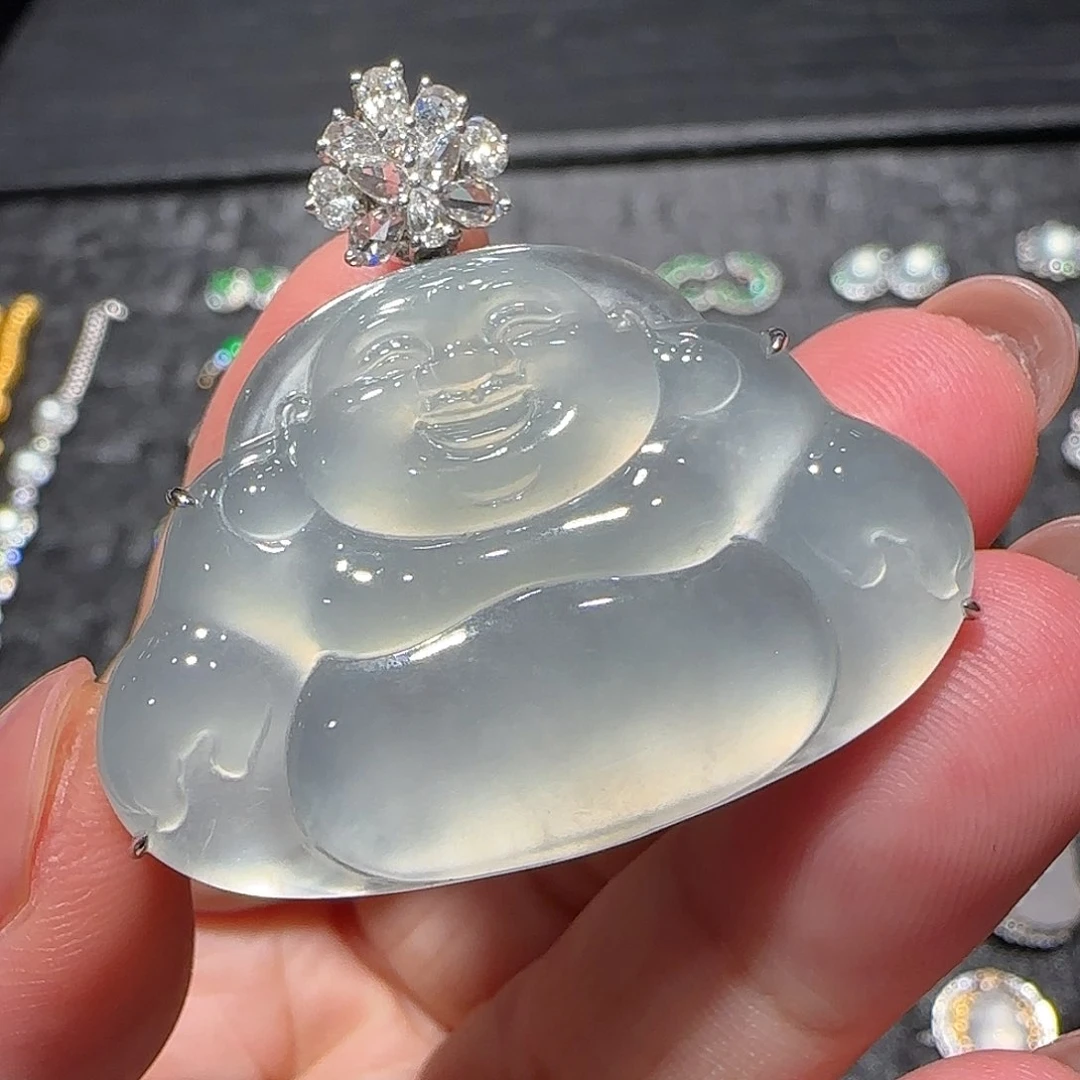 颈饰18K金镶嵌翡翠天然翡翠