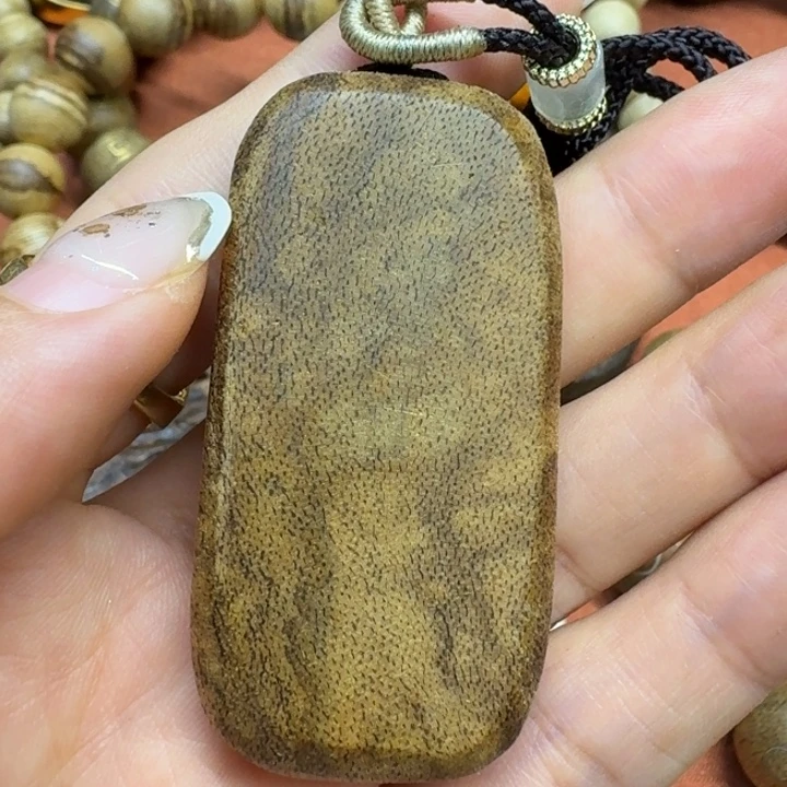 大叶紫檀（黑酸枝木类）