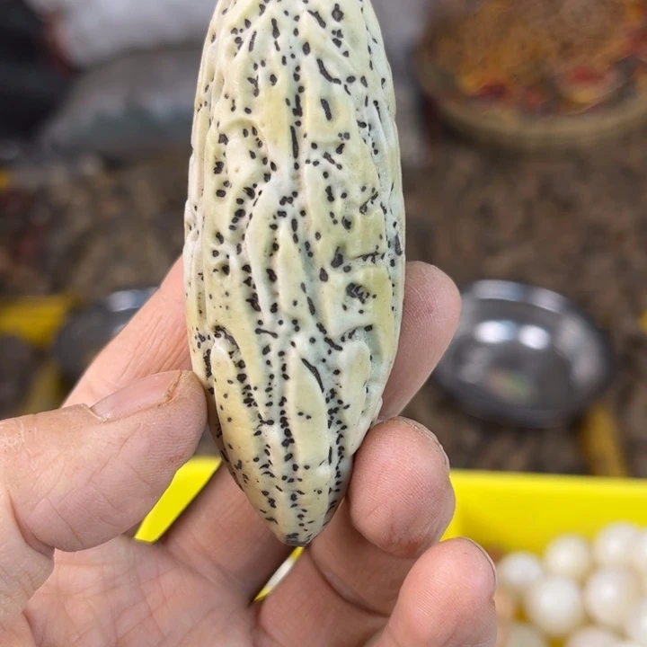 千眼菩提吊坠千眼菩提喷沙果一个。