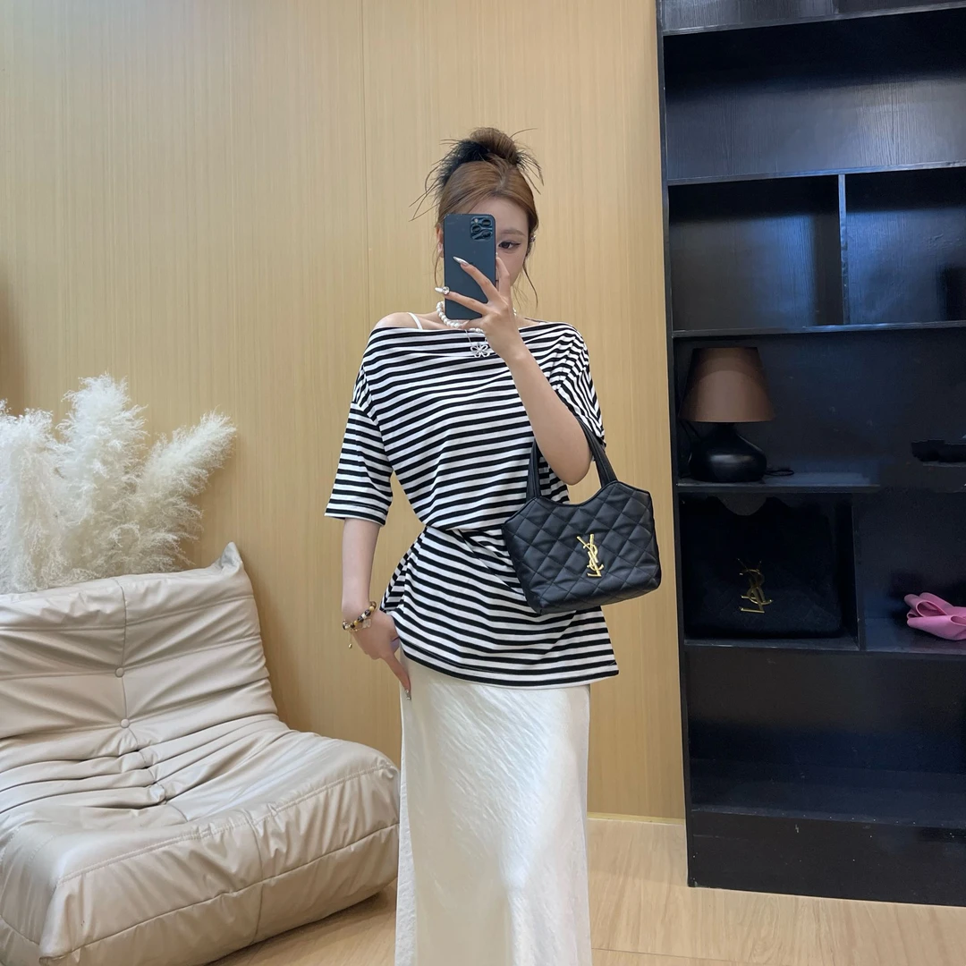 韩版一字肩无领短袖T恤女夏季设计感修身显瘦气质上衣