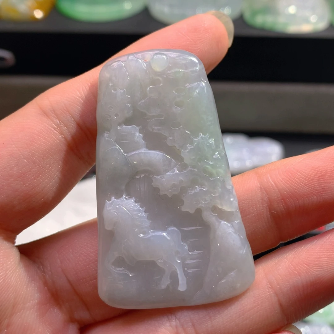 翡翠未镶嵌颈饰翡翠