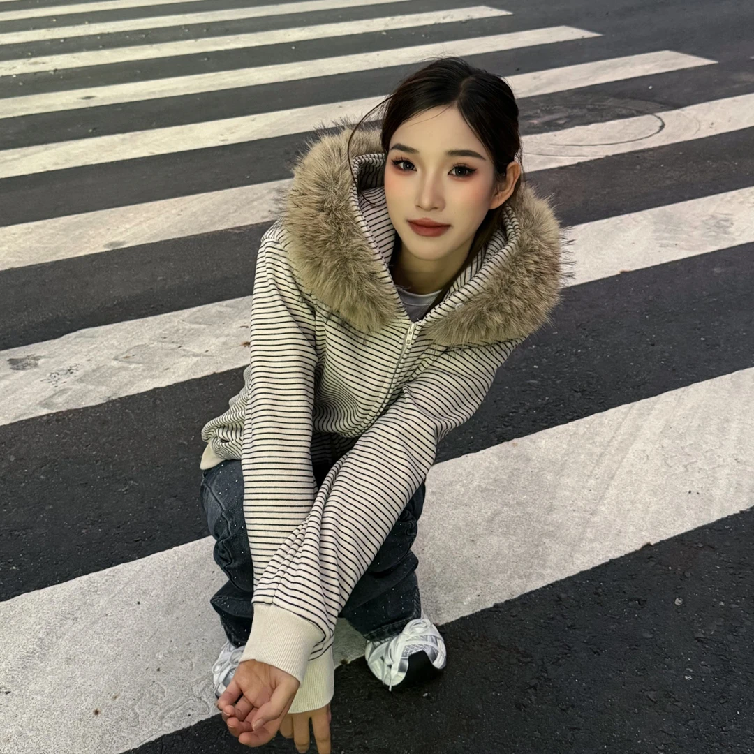 带帽卫衣拉链慵懒风条纹毛领时尚上衣连帽休闲常规