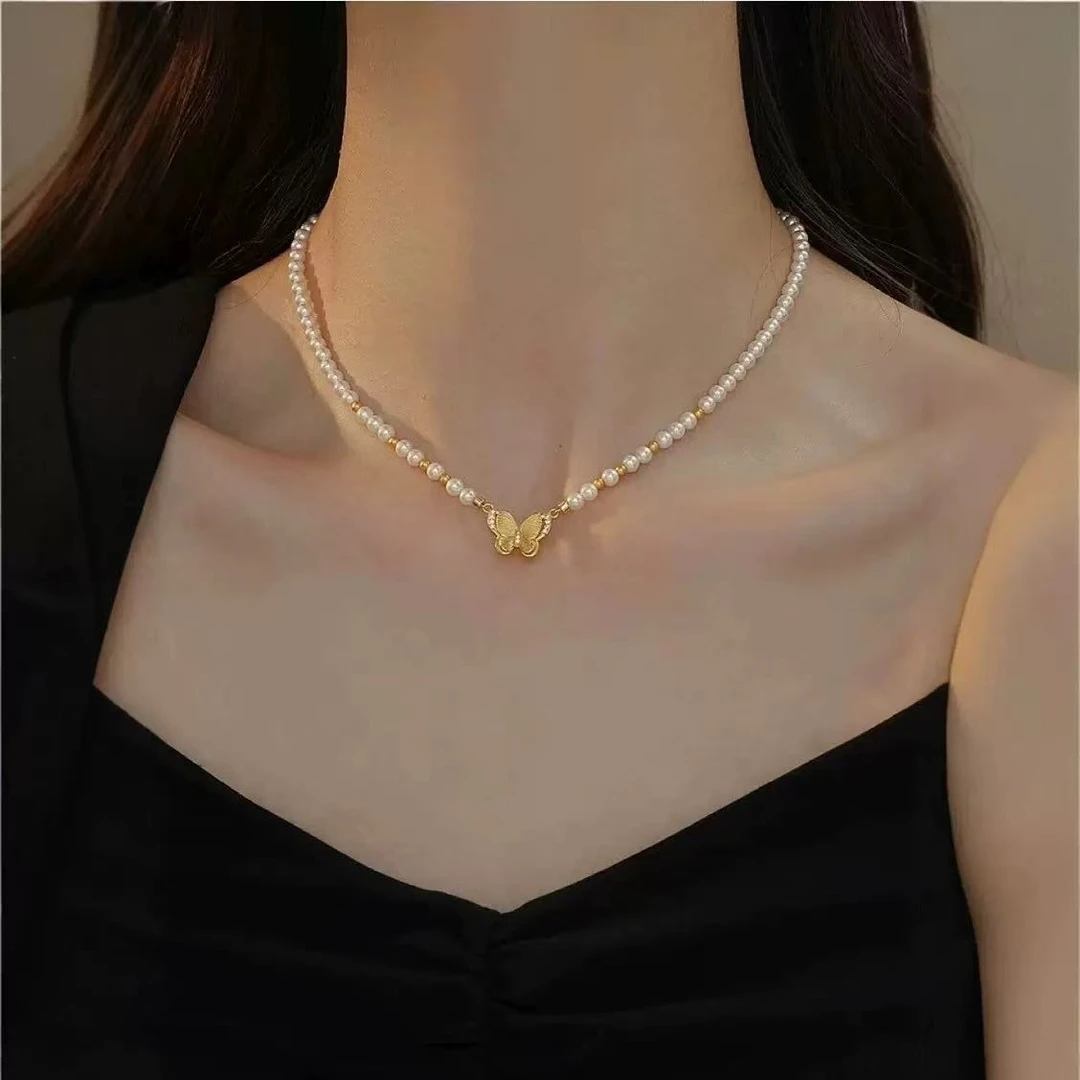 铜合金项链 正圆暖白小众古法蝴蝶吊坠项链女温柔锁骨链