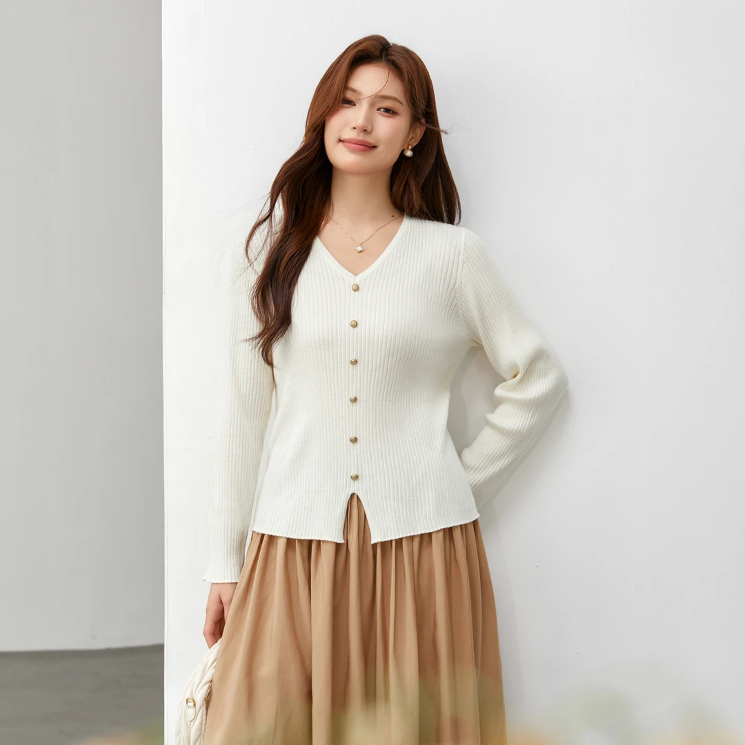 【优雅气质毛衣】纤莉秀大码女装简约V领显瘦上衣QK0902