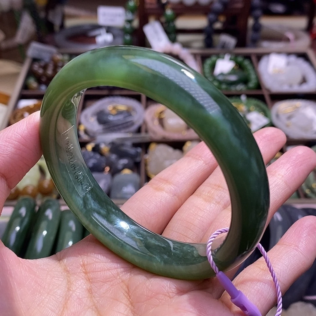 颈饰未镶嵌和田玉毕业级老矿料碧玉猫眼手镯56