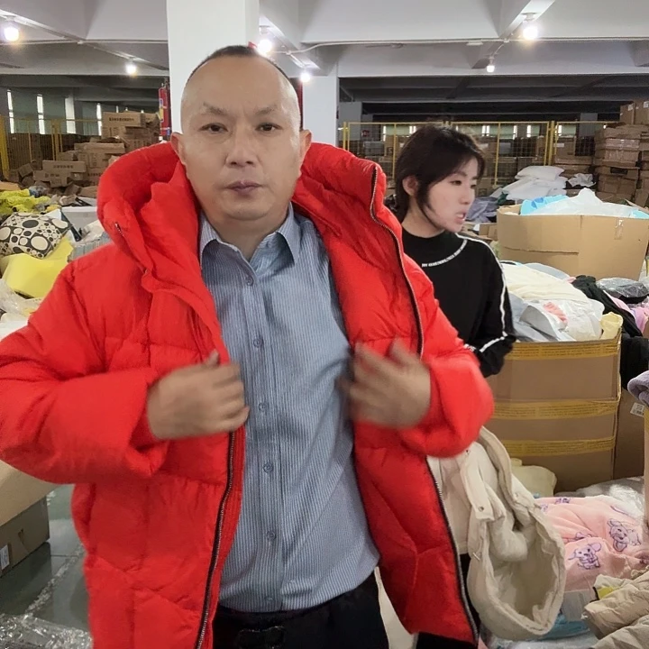 多色多款YY服外套发一