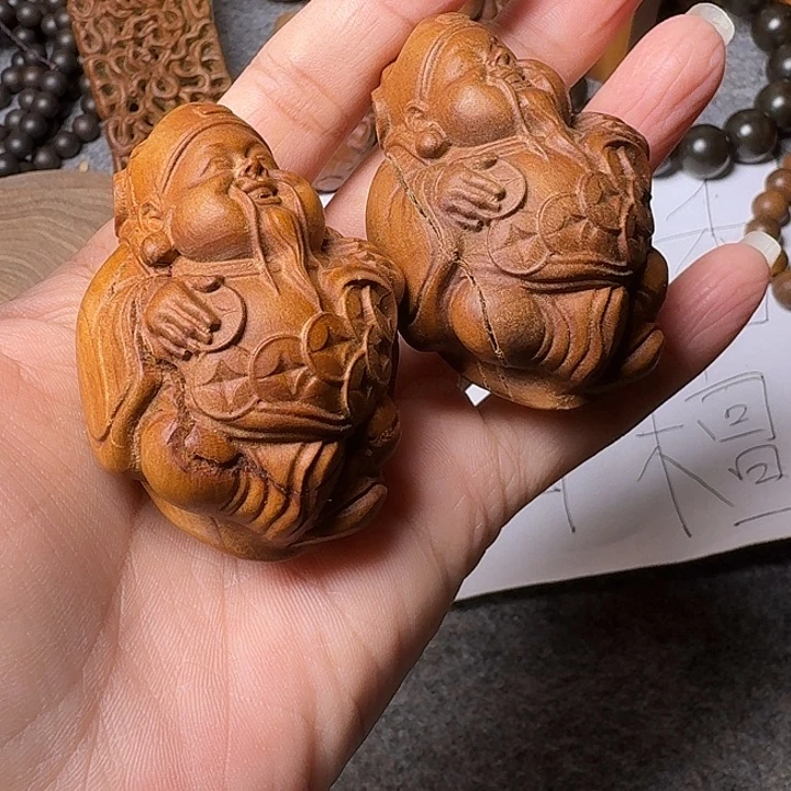 陳***意檀香木手串/手链老山檀香财神瑕疵2个