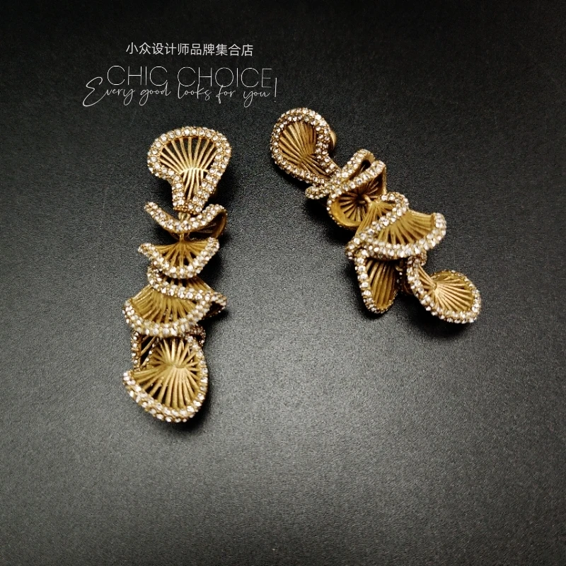 铜合金耳饰 古典重工捷克钻长款多层花串设计感耳环
