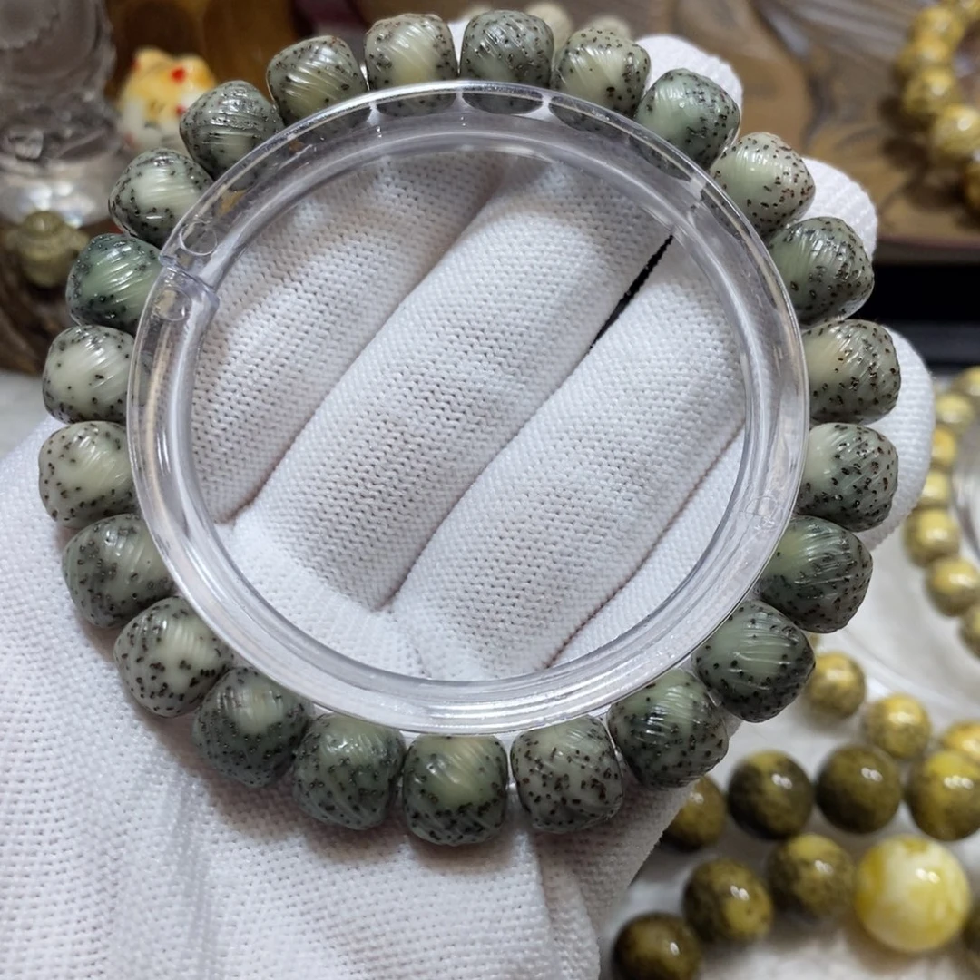 星月菩提手串帝王绿10.9条纹侧留白