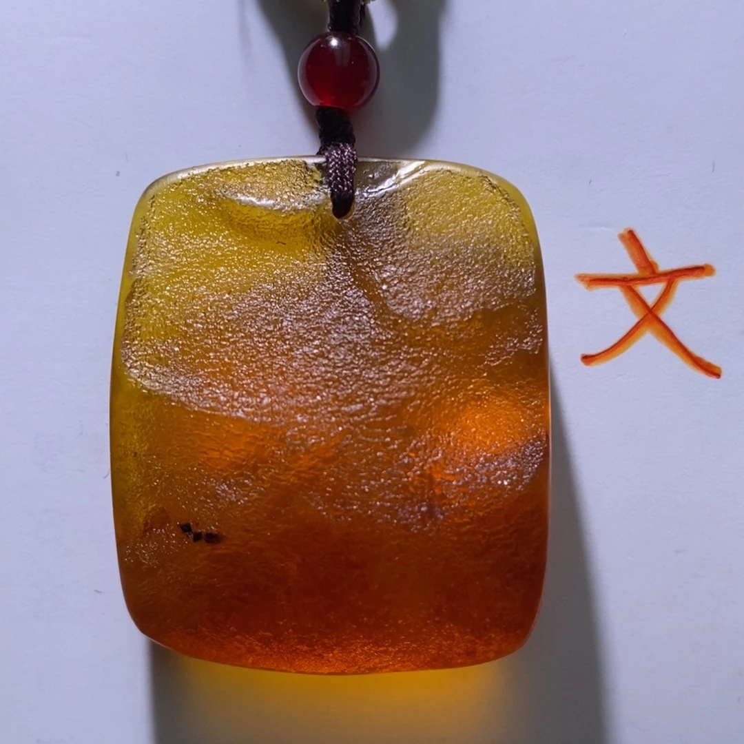 琥珀未镶嵌珠宝奇石18