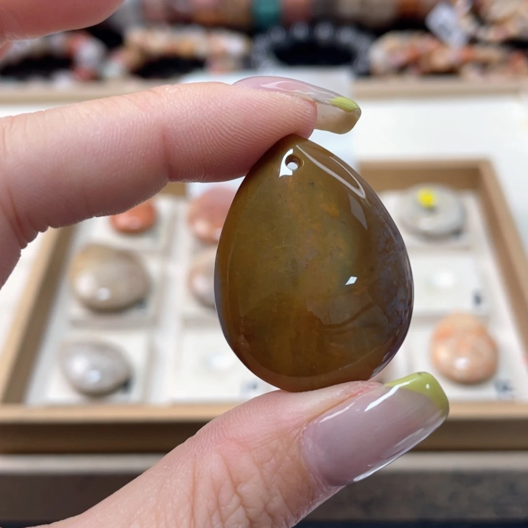 硅化珊瑚（珊瑚玉）手链未镶嵌青*023