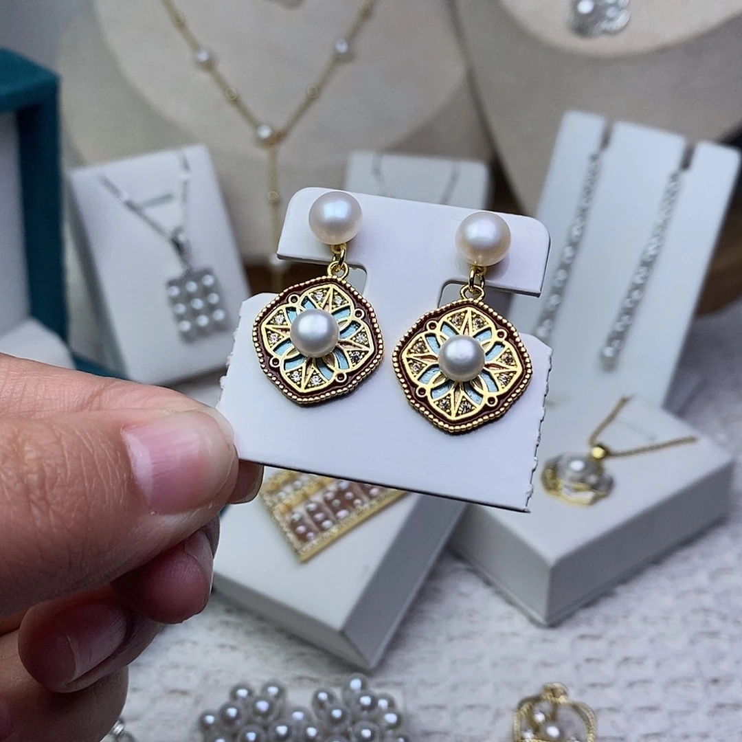 银S925镶嵌淡水珍珠耳饰