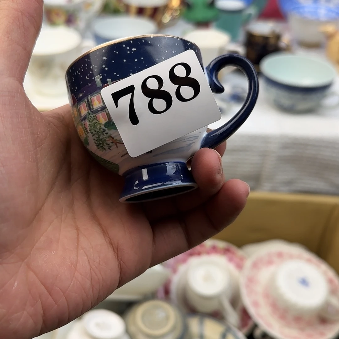 茶盏白*糖我的小姐姐们都是我的小可爱们单独行动