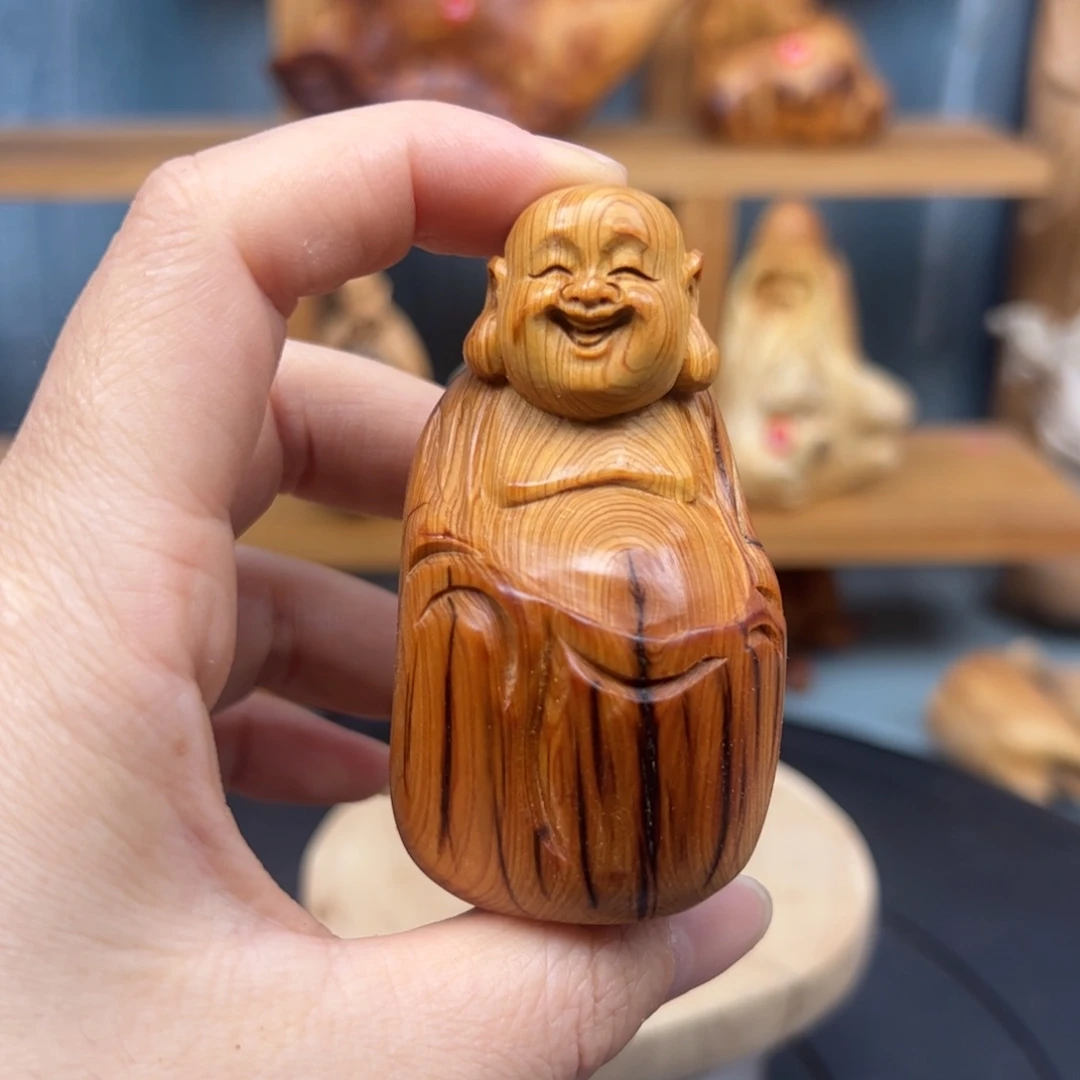 木A**王崖柏木摆件手把件
