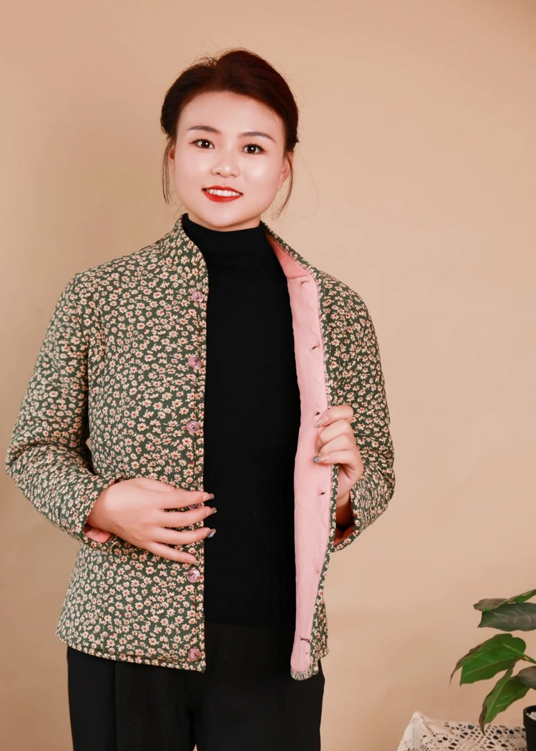 冬季新款女士中老年妈妈装驼绒棉袄薄款外套加肥加大码