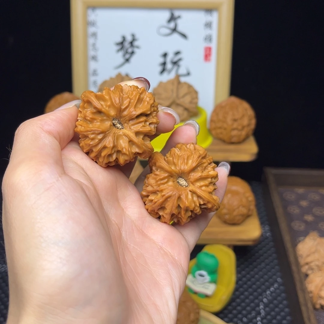 文玩核桃吊坠凹底龙门涧40➕打底