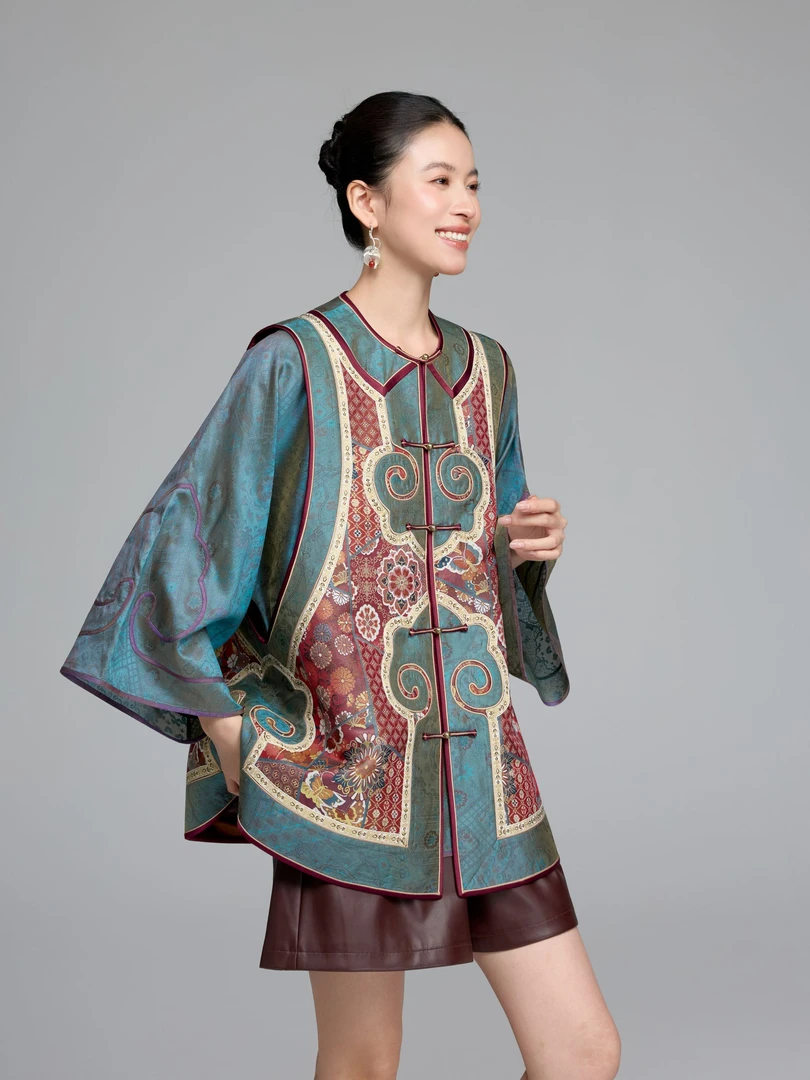 初见十三娘『归来』国风重工丝毛蜀锦中开马甲新中式大气百搭日常