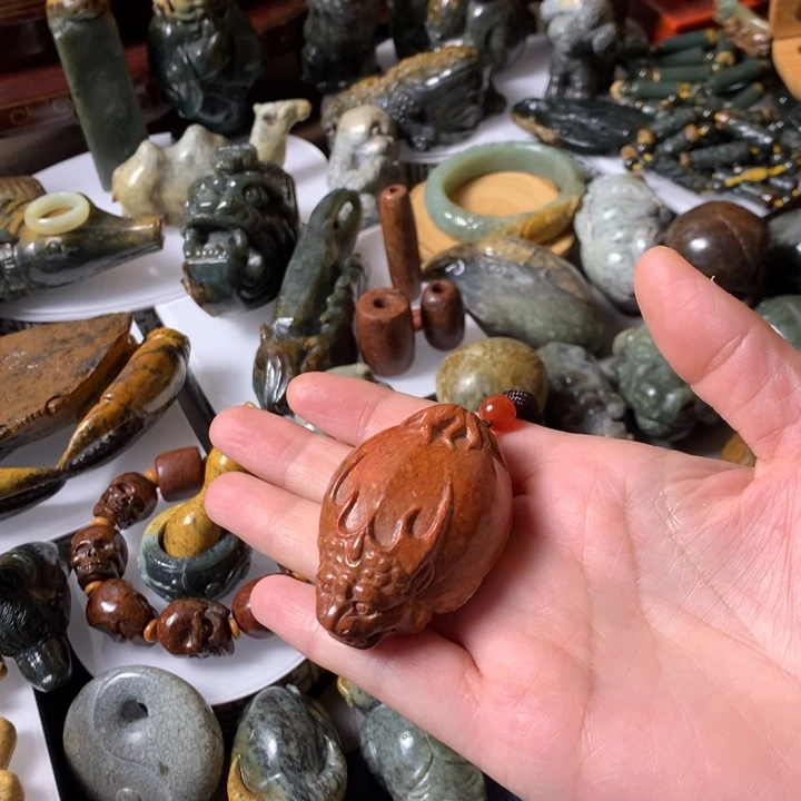 岫岩河磨玉（透闪石质玉）手链未镶嵌