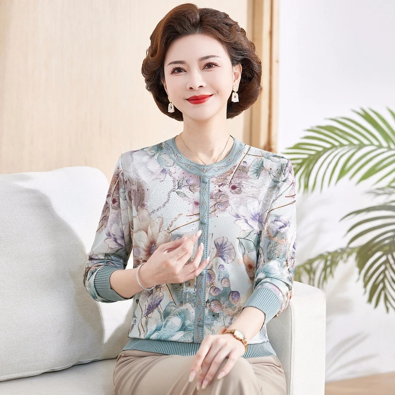 春秋薄款中老年女装时尚气质中年妈妈装针织衫宽松洋气打底衫