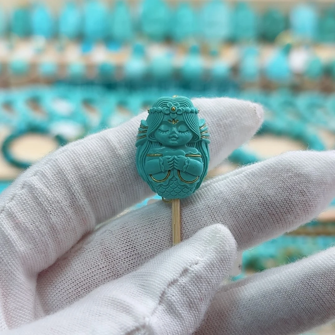 绿松石未镶嵌珠宝奇石