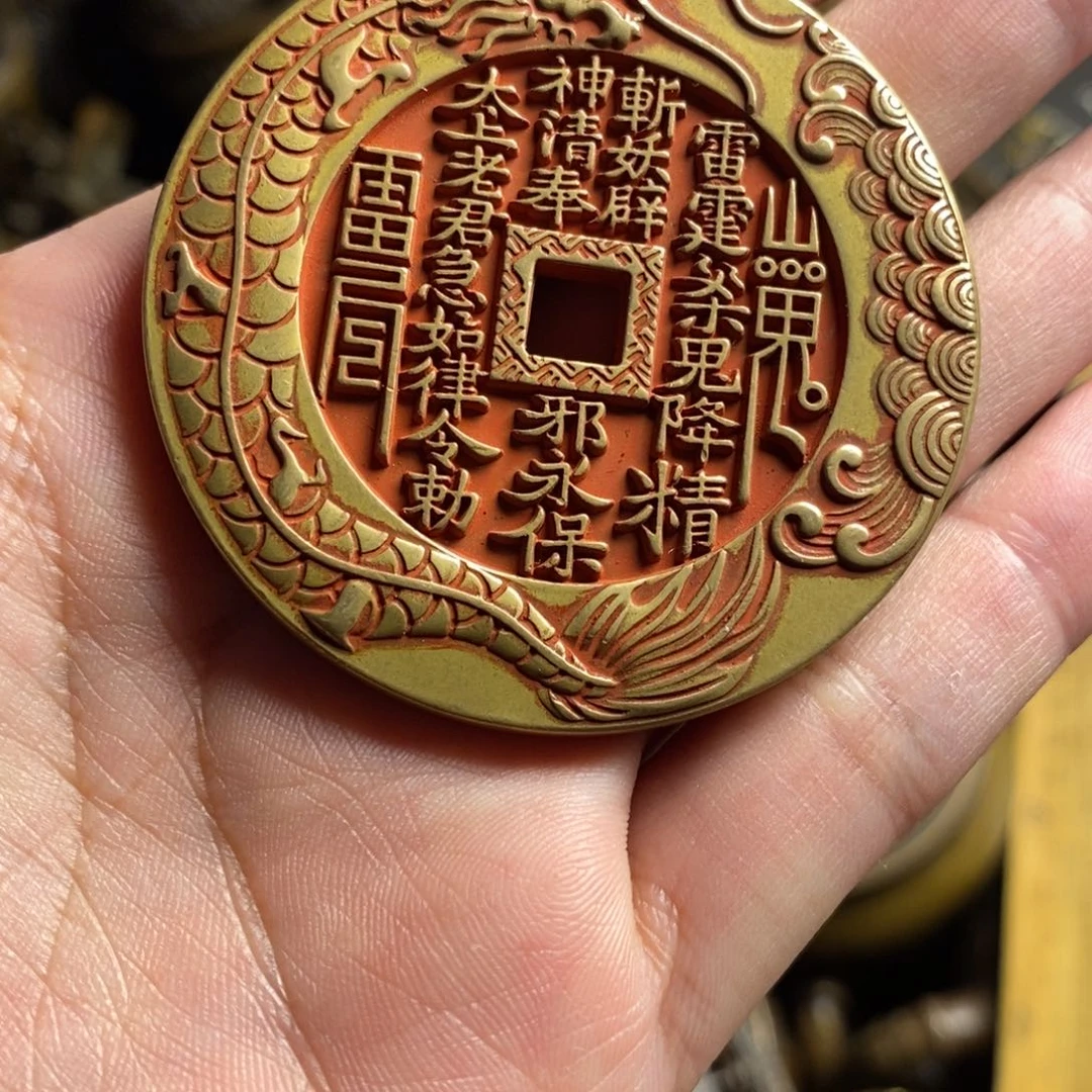 精美铜器做工精良