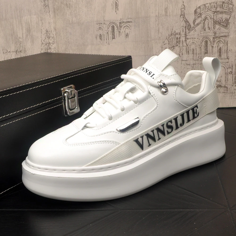 秋季新款复古板鞋时尚学生韩版潮流复古男厚底百搭休闲男鞋内增高