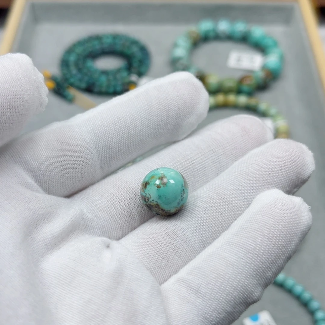 绿松石未镶嵌挂件