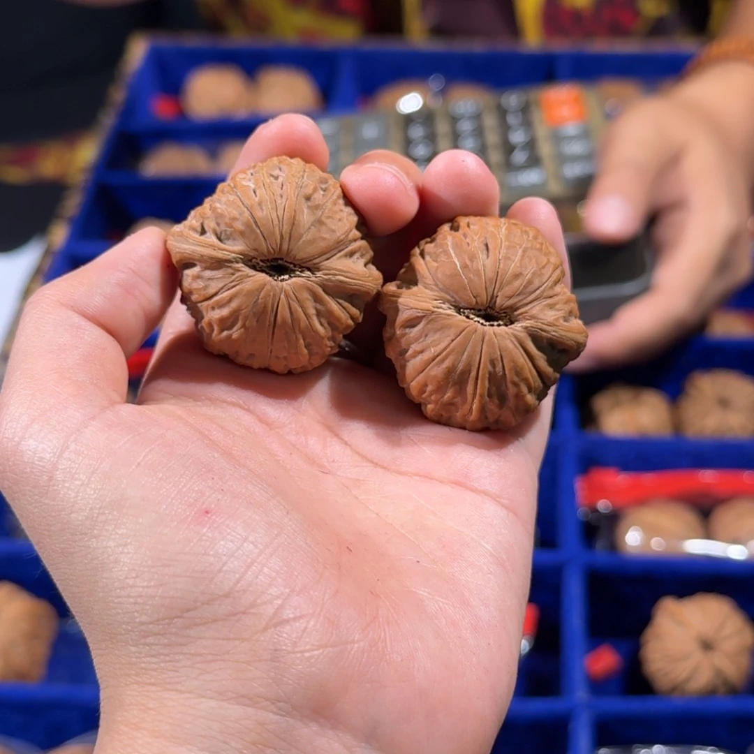 文玩核桃把件219号铁锤妹妹35-36mm
