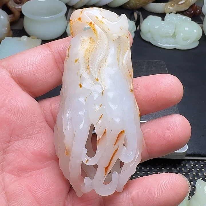 和田玉未镶嵌挂件