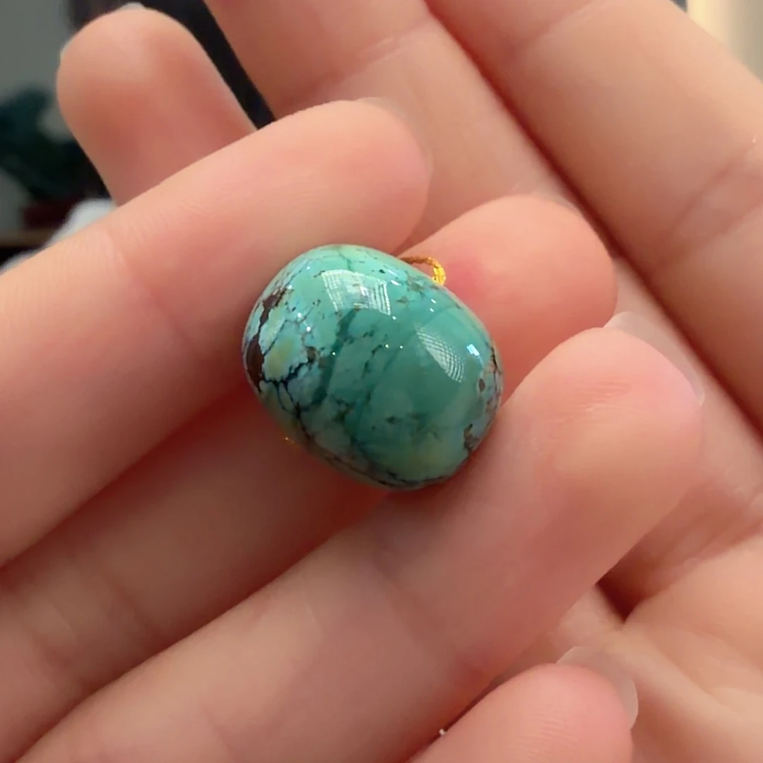 绿松石未镶嵌颈饰