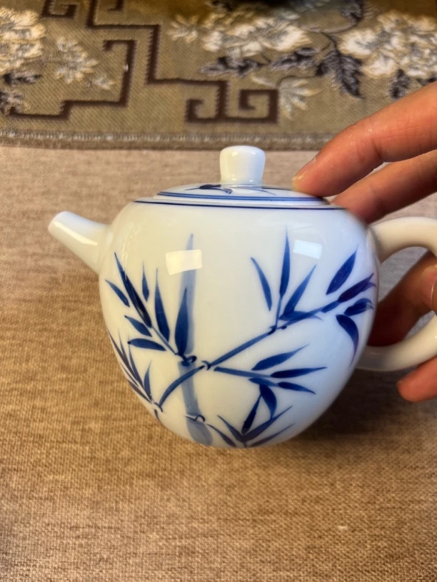 景德镇陶瓷手绘青花釉下彩竹子茶壶玩玉手绘青花茶壶泡茶壶