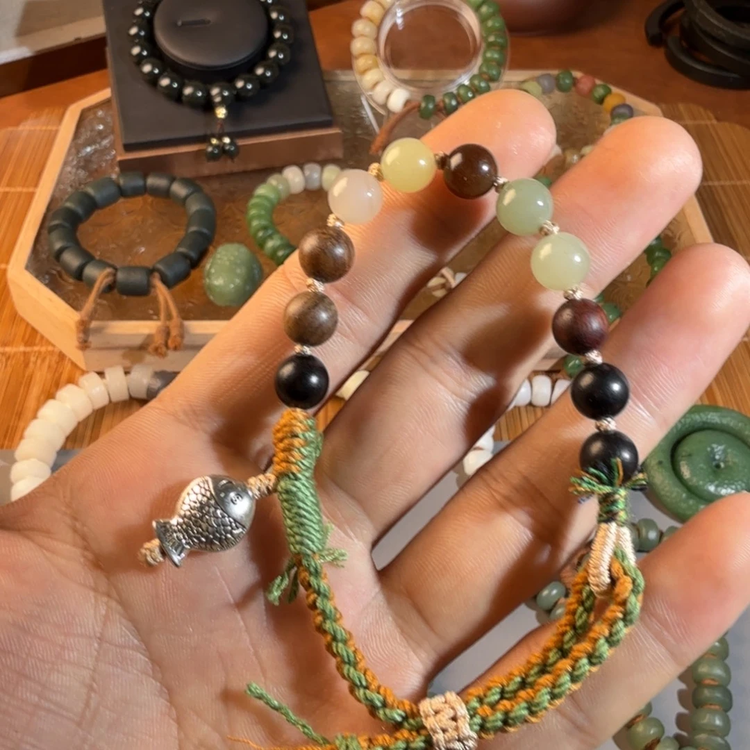 和田玉（糖玉）未镶嵌颈饰