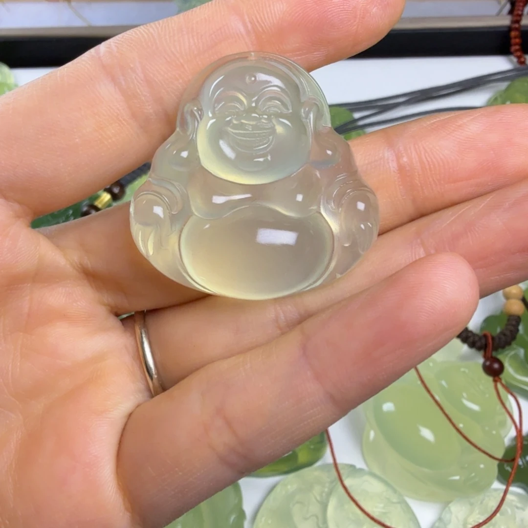 Q****蛇纹石玉未镶嵌颈饰