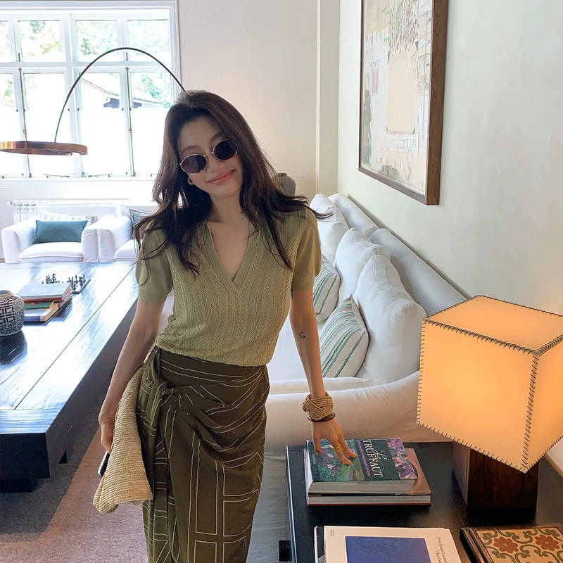 【ALONE SAVOR】龍喜儿青苔 老钱风棕色翻领针织polo衫X320