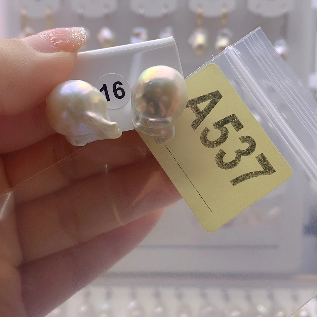 淡水珍珠耳饰未镶嵌