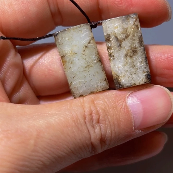 和田玉颈饰未镶嵌云*岫