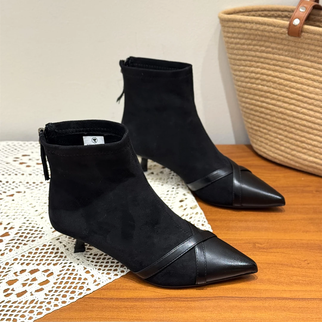 法式尖头拼接绒面中跟瘦瘦靴女2025新款秋季气质细跟百搭复古短靴