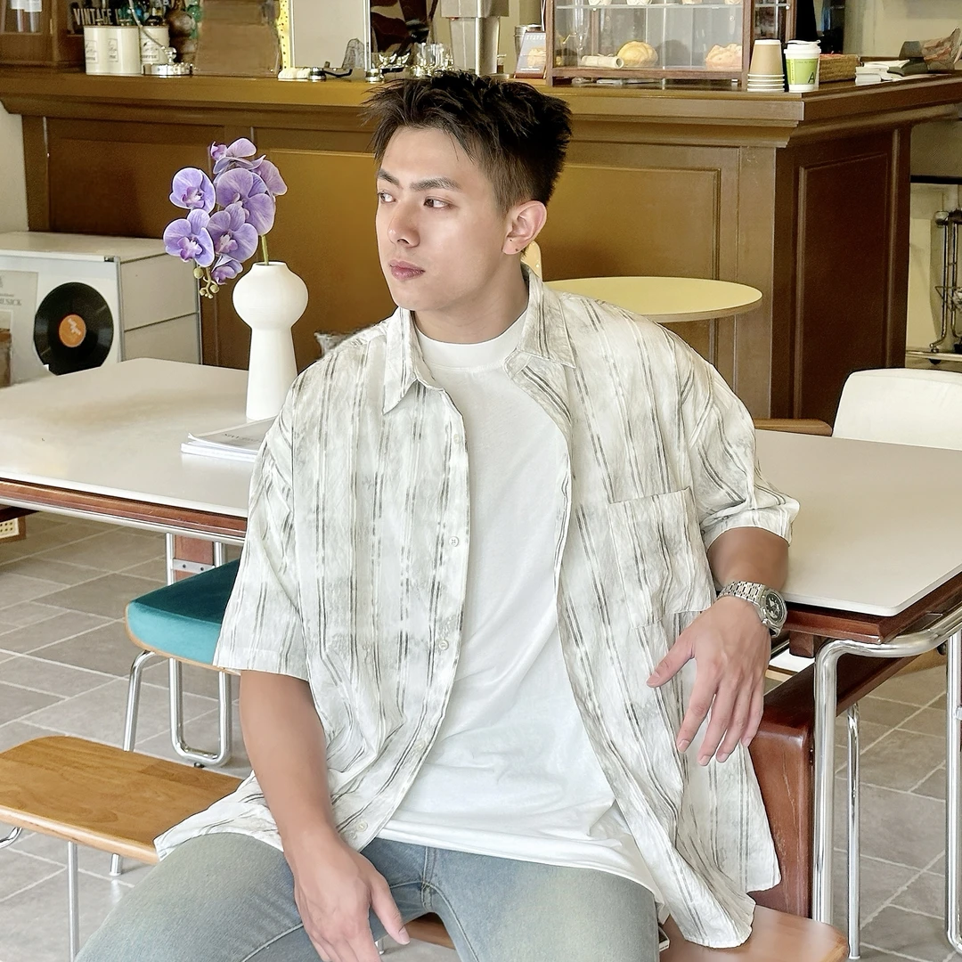 【vibe痞帅】新贵高奢夏宽松男气质衬衫莫代尔条纹肌理感短袖上衣