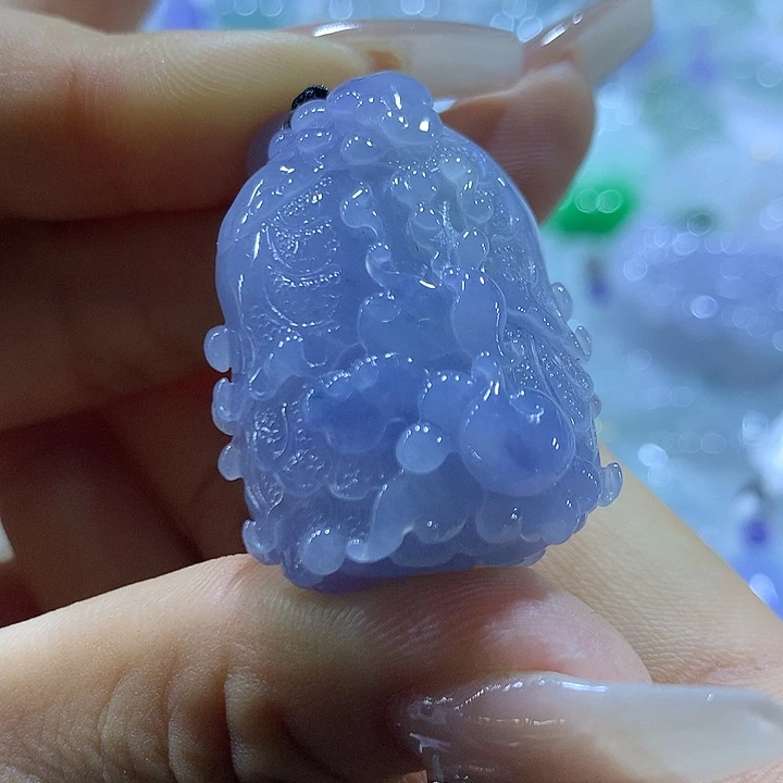 翡翠未镶嵌颈饰天然翡翠A货吊坠