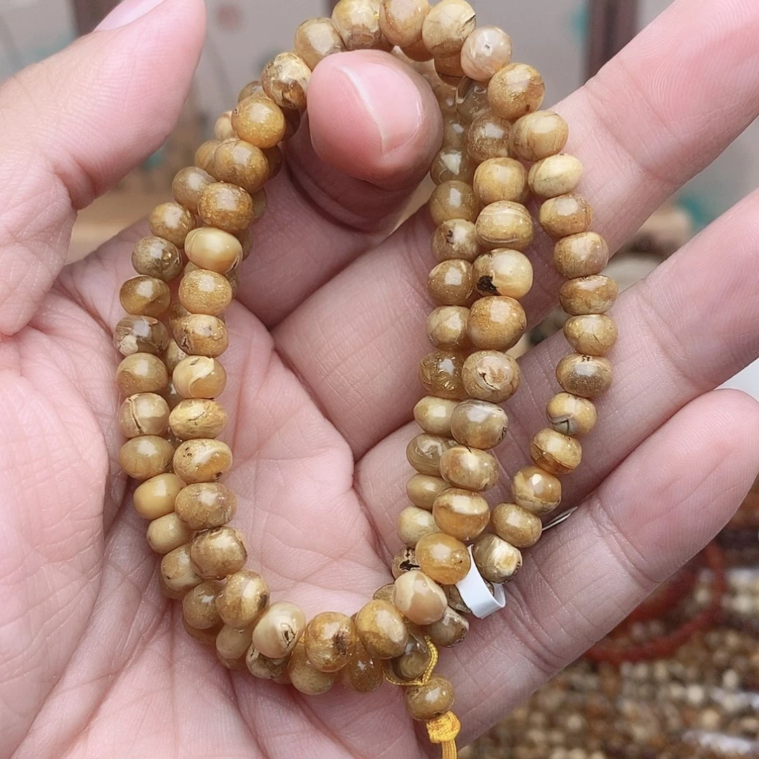 琥珀未镶嵌裸石6蜜蜡