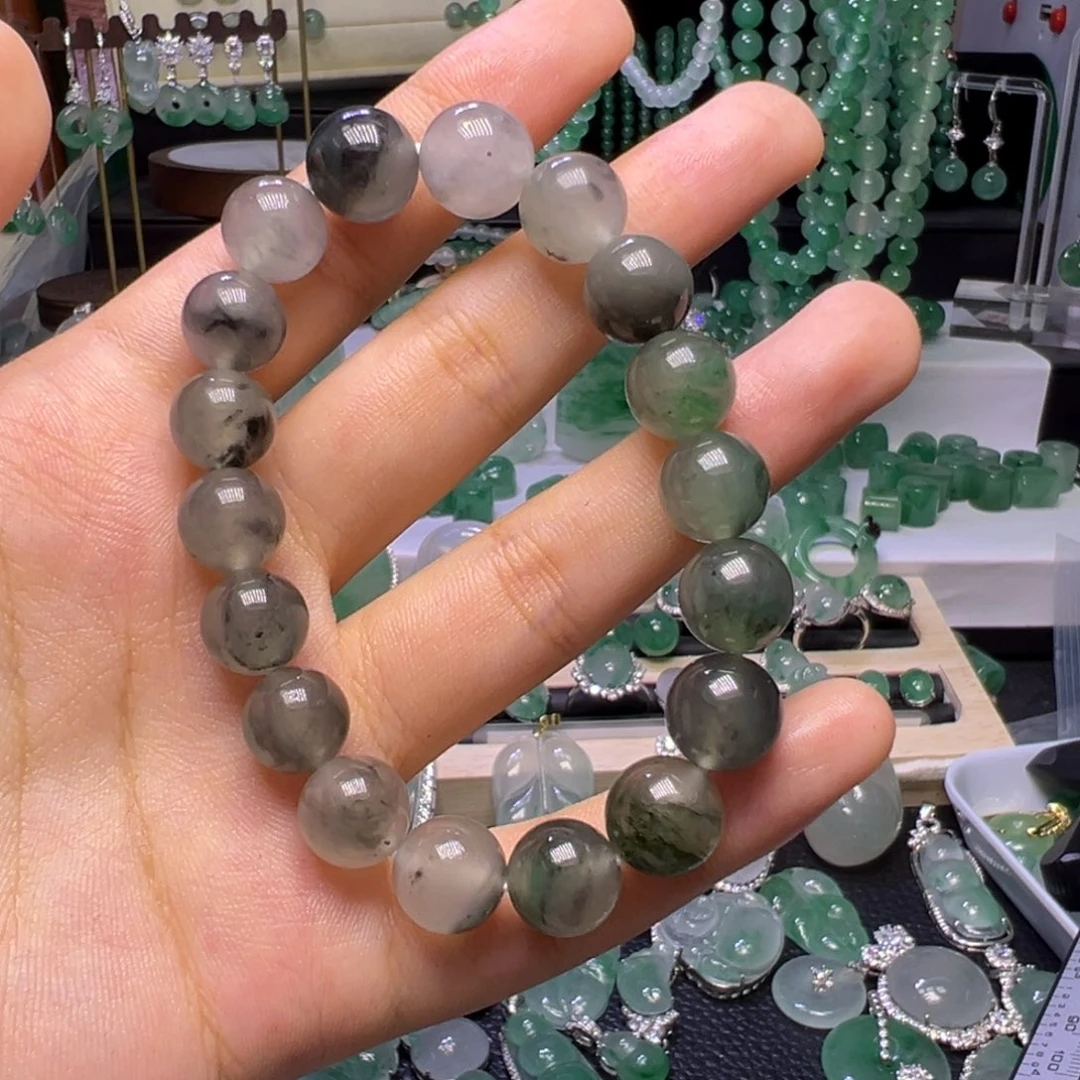 石英质玉未镶嵌颈饰