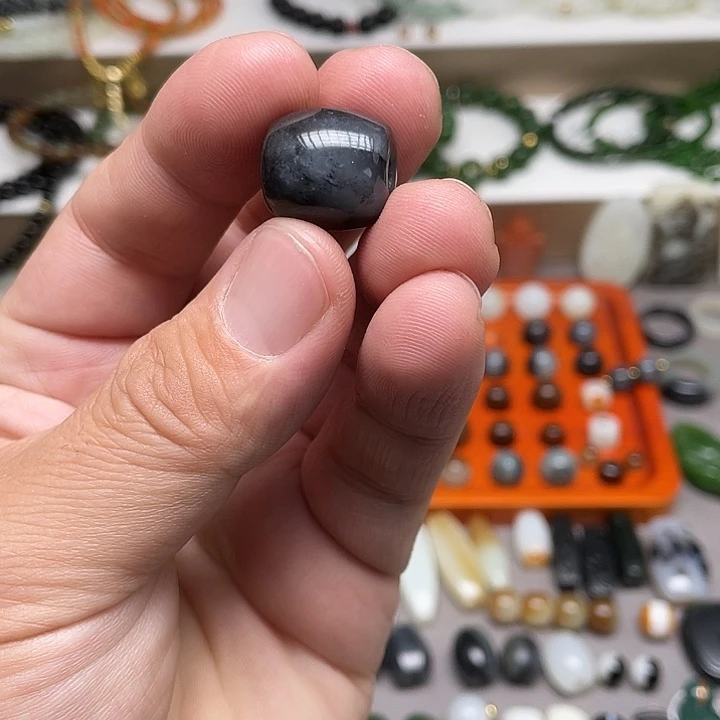 跨***壑和田玉未镶嵌手链