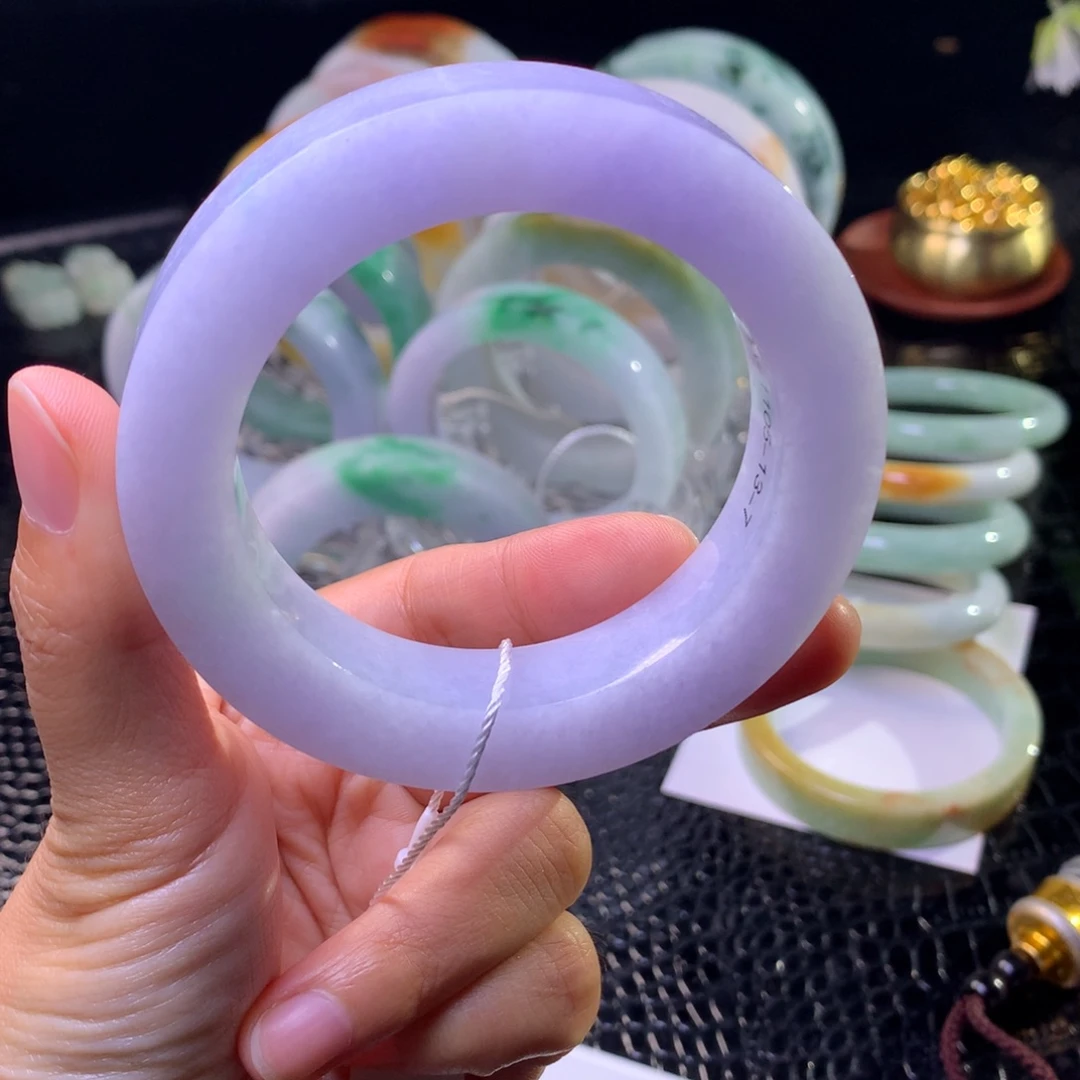 定制翡翠未镶嵌手镯