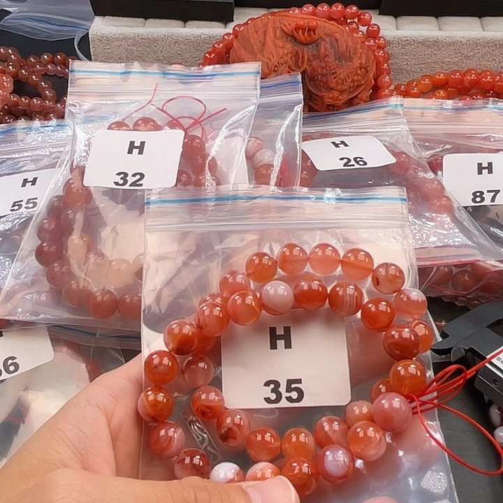 南红玛瑙未镶嵌多样性发货默认微瑕称重10mm
