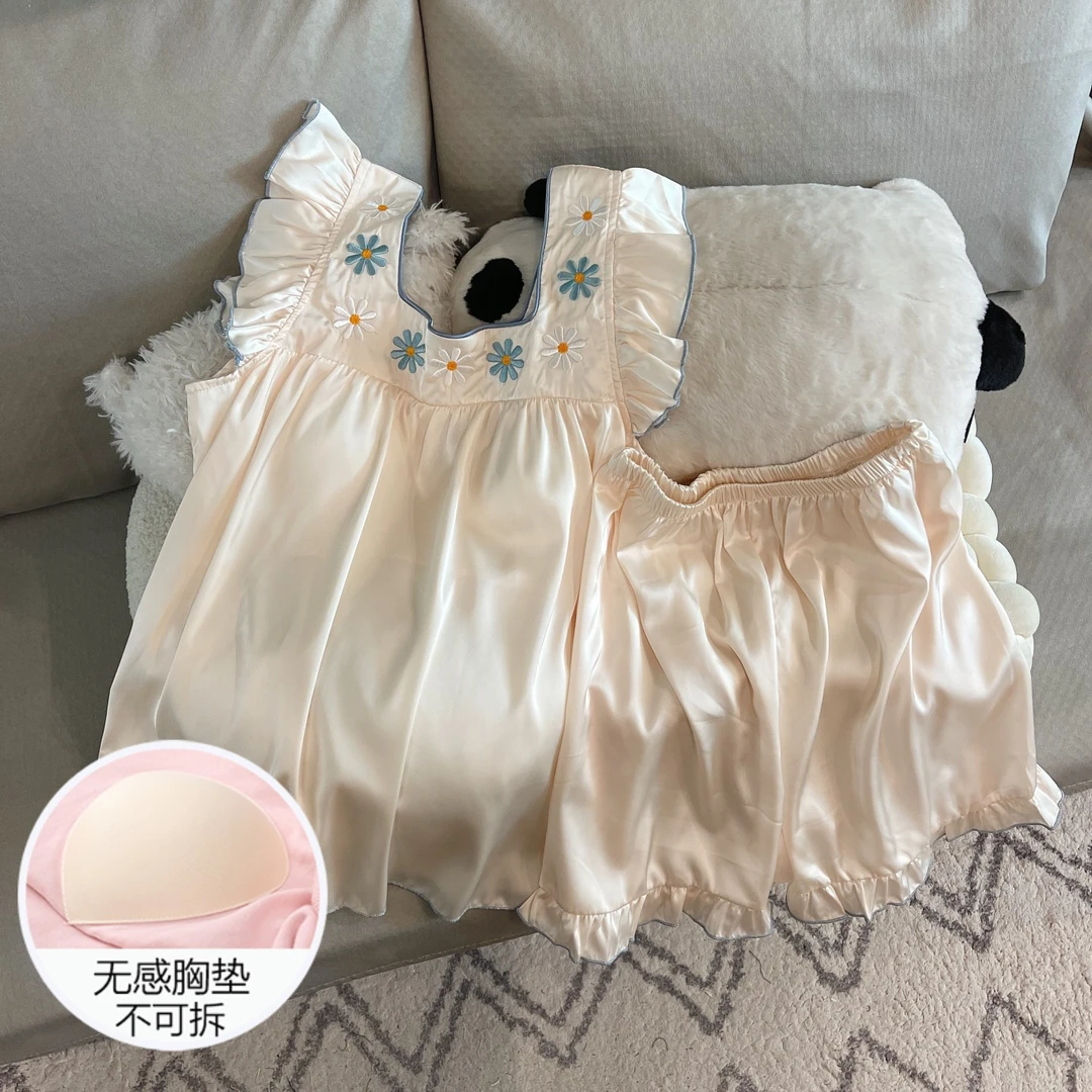 吊带冰丝睡衣女夏季凉感大码带胸垫性感杏色夏天小飞袖套装家居服